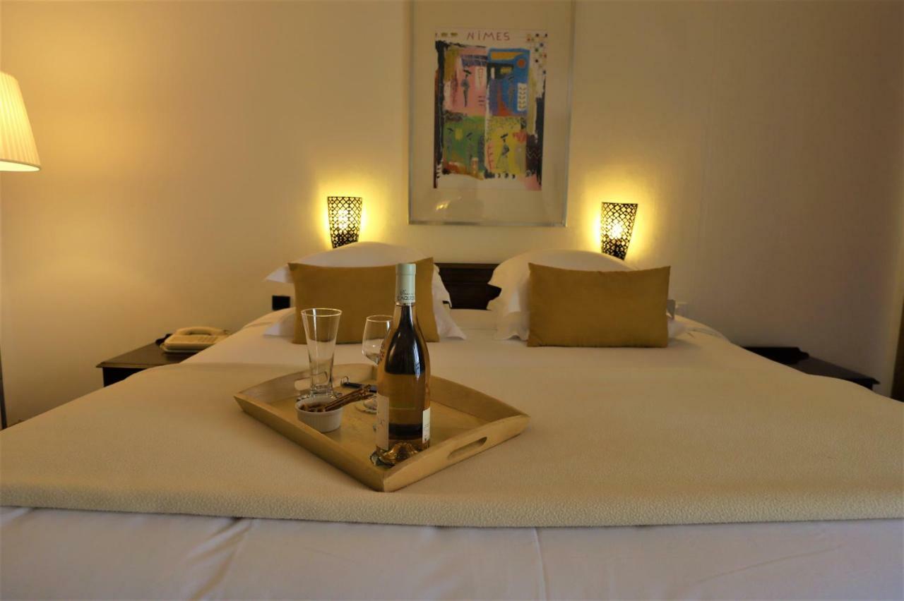 Hotel Des Tuileries Nimes Bagian luar foto
